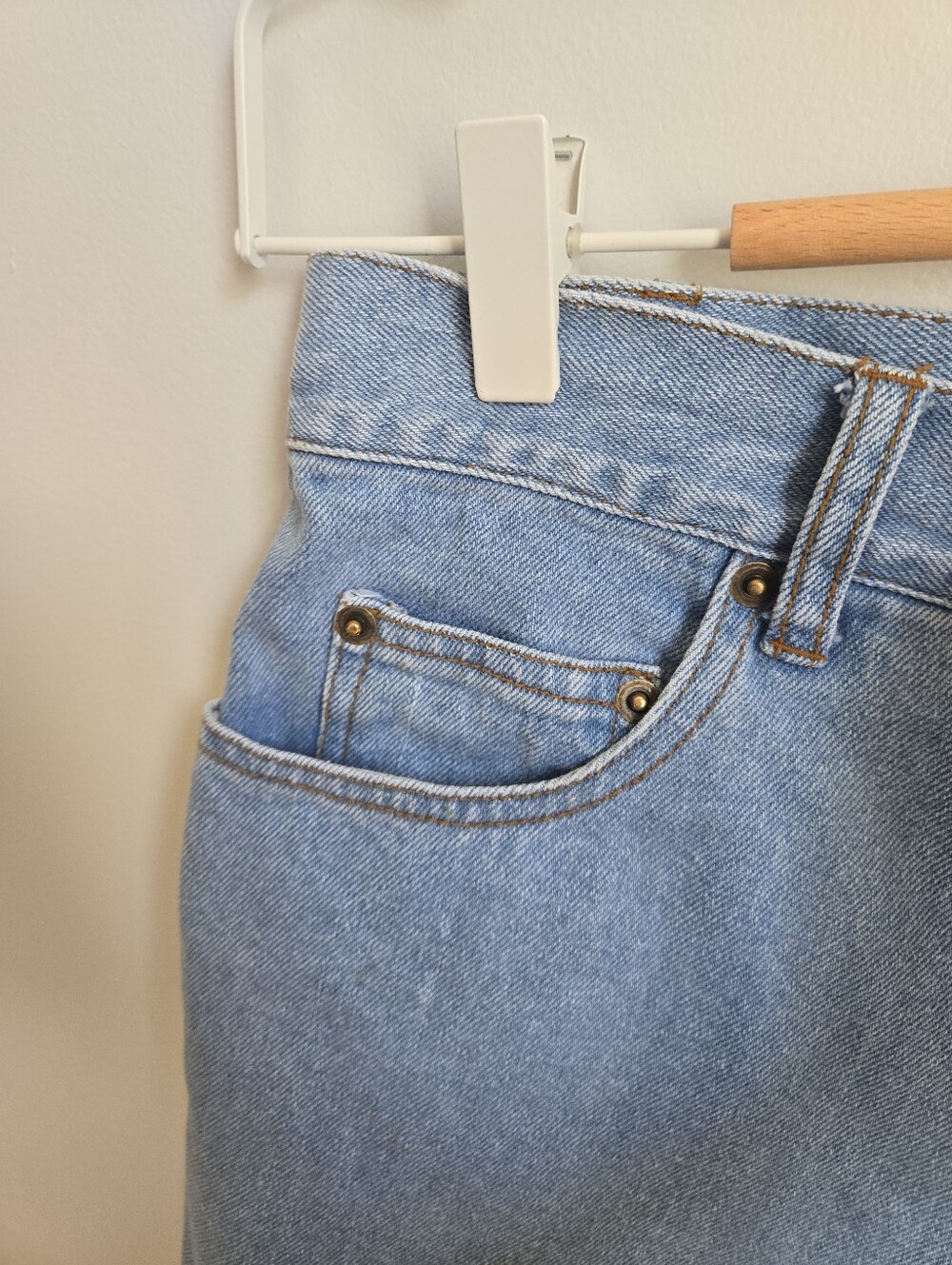 Vintage Denim Embroidered Flower Women’s Shorts - Light Blue - Picture 7 of 11